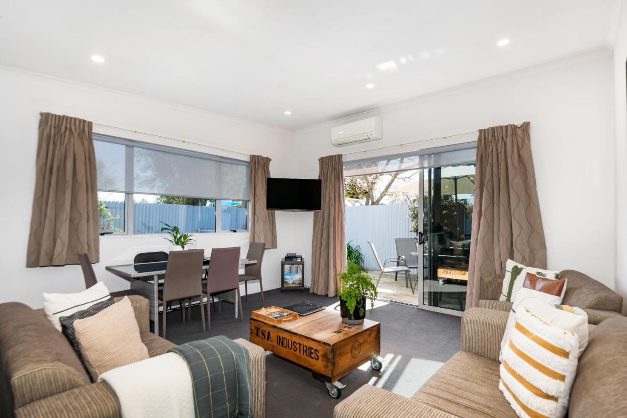Two Tree Lodge Blenheim Bagian luar foto