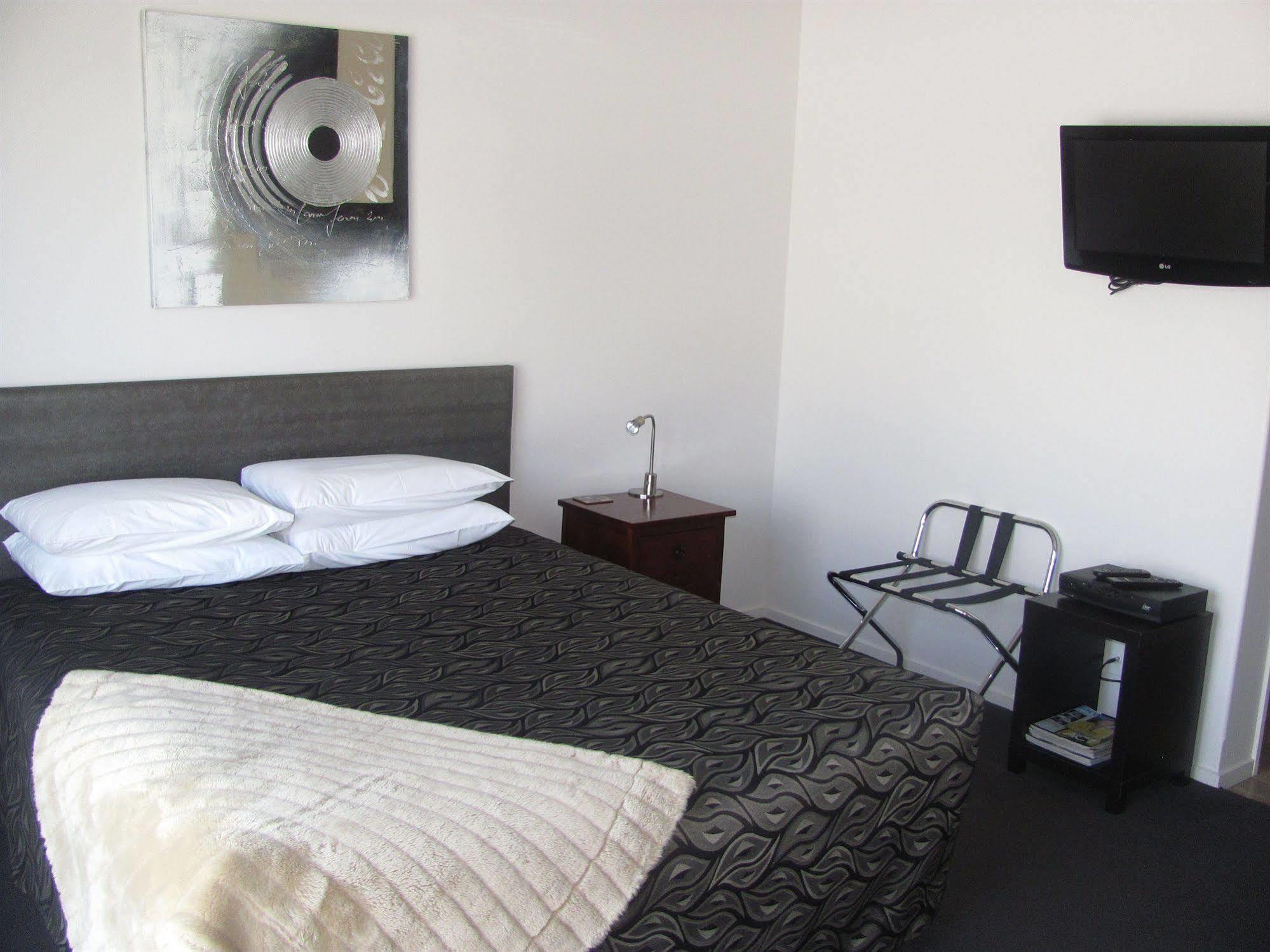 Two Tree Lodge Blenheim Bagian luar foto