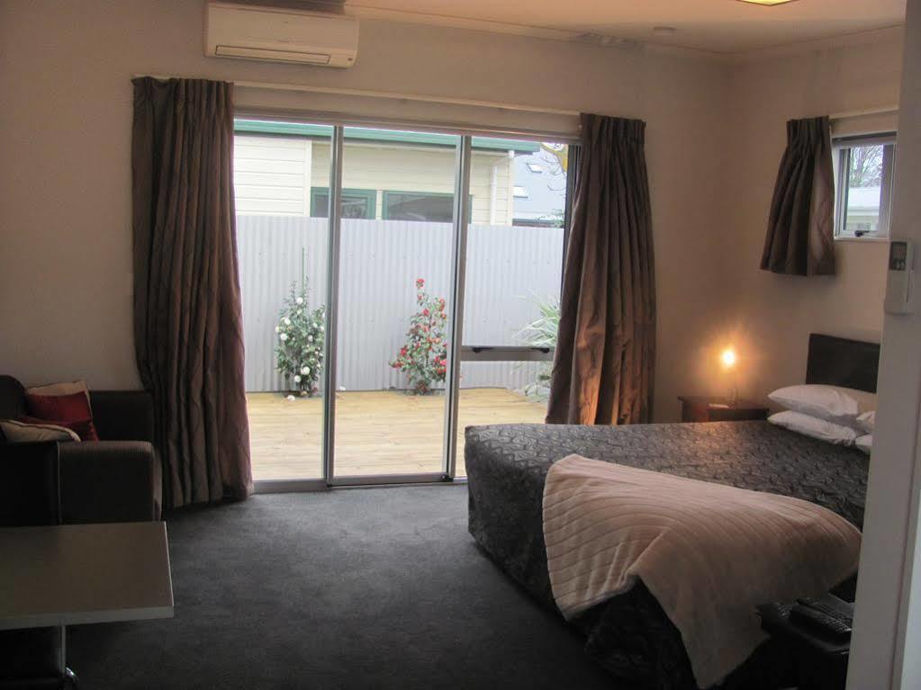 Two Tree Lodge Blenheim Bagian luar foto